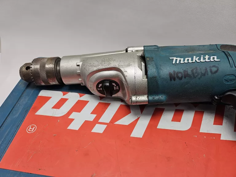 WIERTARKA UDAROWA MAKITA HP2050 230V 720W