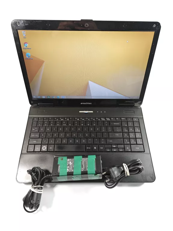 LAPTOP ACER EMACHINES E725, ŁADOWARKA, TORBA