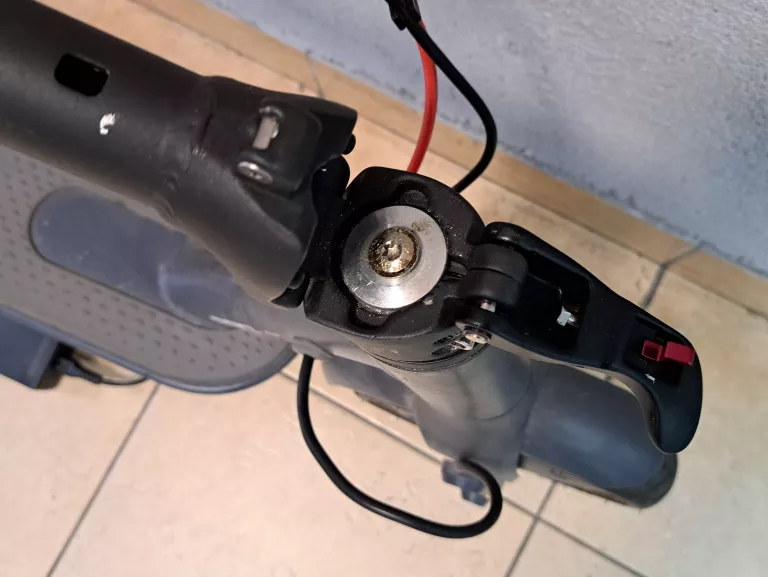 HULAJNOGA ELEKTRYCZNA DUCATI PRO 1 EVO + ŁAD.