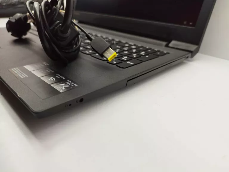 LENOVO V110-15ISK | I3-6TH | WIN10 | 128SSD | 8RAM