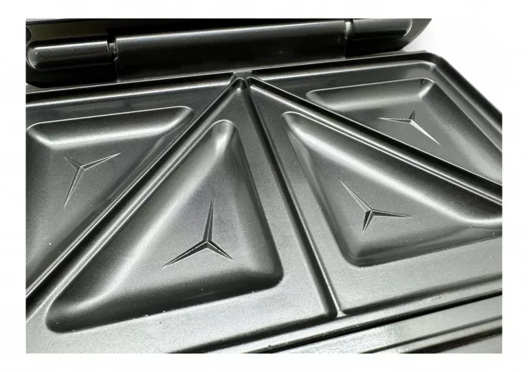 OPIEKACZ DO KANAPEK SANDWICH SILVERCREST SSWM 700 B1 CZARNY