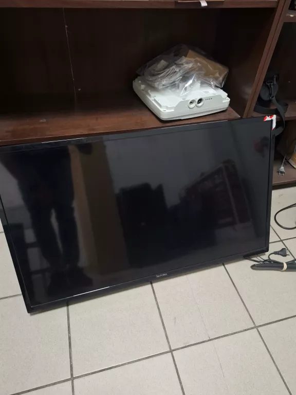 TELEWIZOR TV TECHNIKA 40CALI