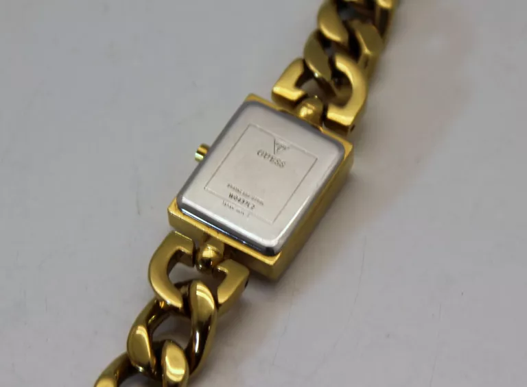 ZEGAREK DAMSKI GUESS W0437L2