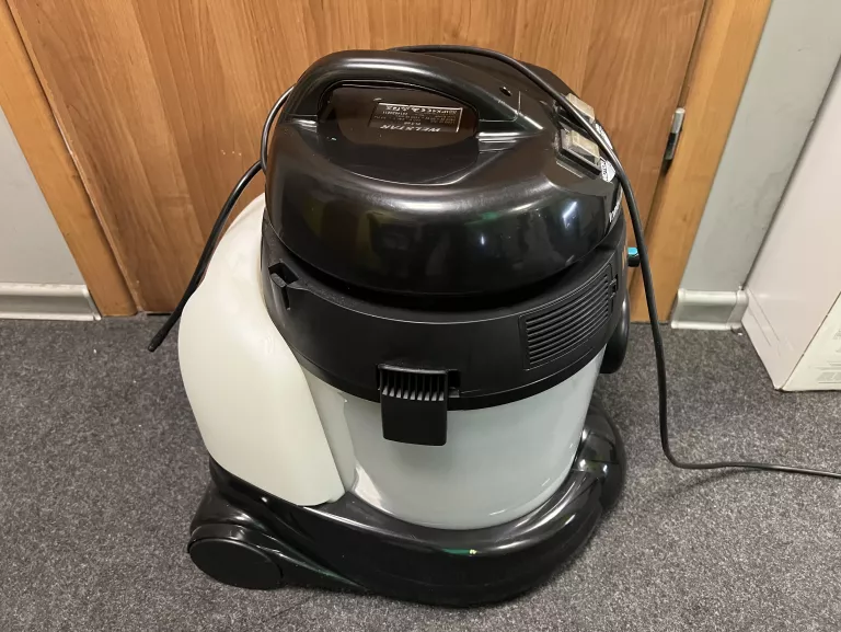 odkurzacz-pioracy-welstar-elise-stan-11323-2