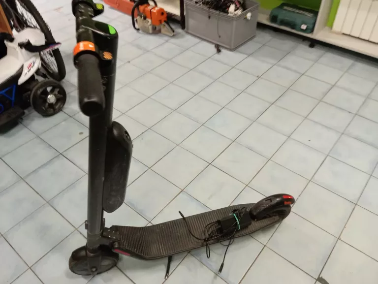 HULAJNOGA SEAGWAY NINEBOT ES4
