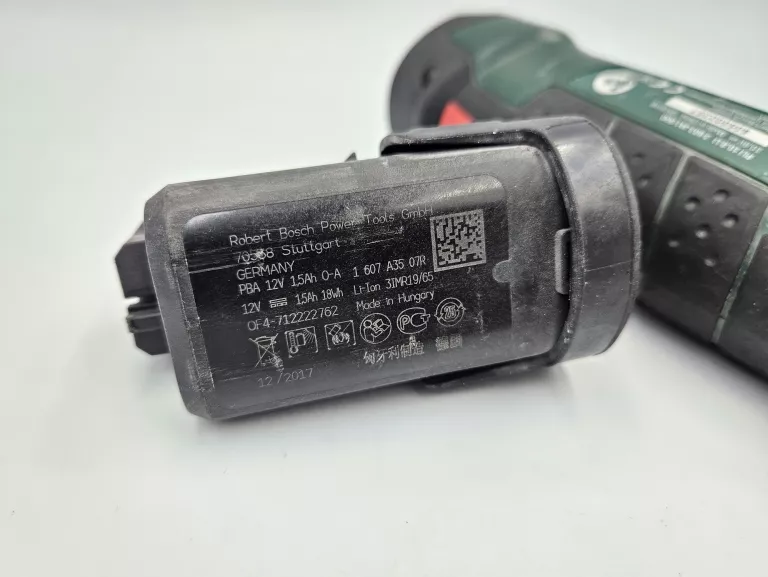 LATARKA BOSCH PLI 10,8 LI + AKU 12V 1.5AH