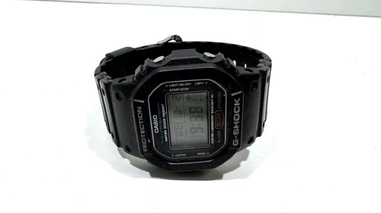 ZEGAREK CASIO DW-5600E-1VER