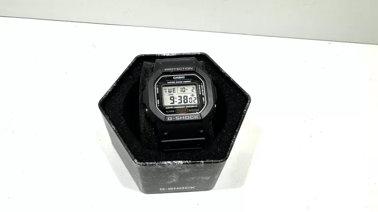 ZEGAREK CASIO DW-5600E-1VER