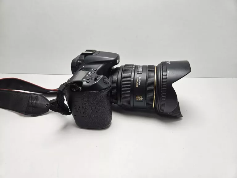 APARAT CANON EOS 70 D