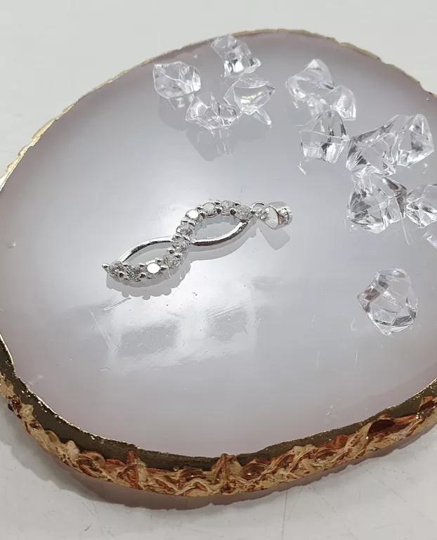 ELEGANCKA SREBRNA ZAWIESZKA 2,39G 925 WYS 3,5CM