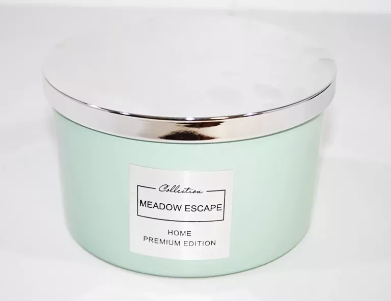 ŚWIECZKA ZAPACHOWA PREMIUM HOME MEADOW ESCAPE