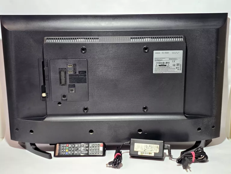 TELEWIZOR LED 32" SAMSUNG UE32J5000 ODB10R 0S0B1STY