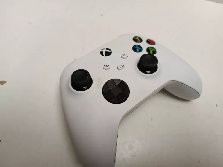 PAD BEZPRZEWODOWY XBOX SERIES MODEL 1914