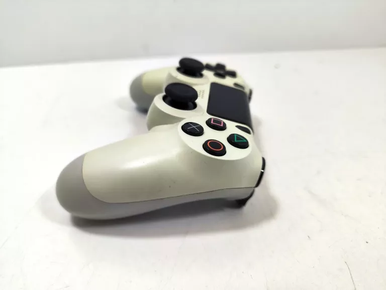 PAD PS4 BIAŁY