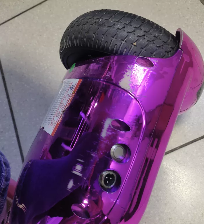 DESKOROLKA ELEKTRYCZNA DWUKOŁOWA HOVERBOARD WJ1