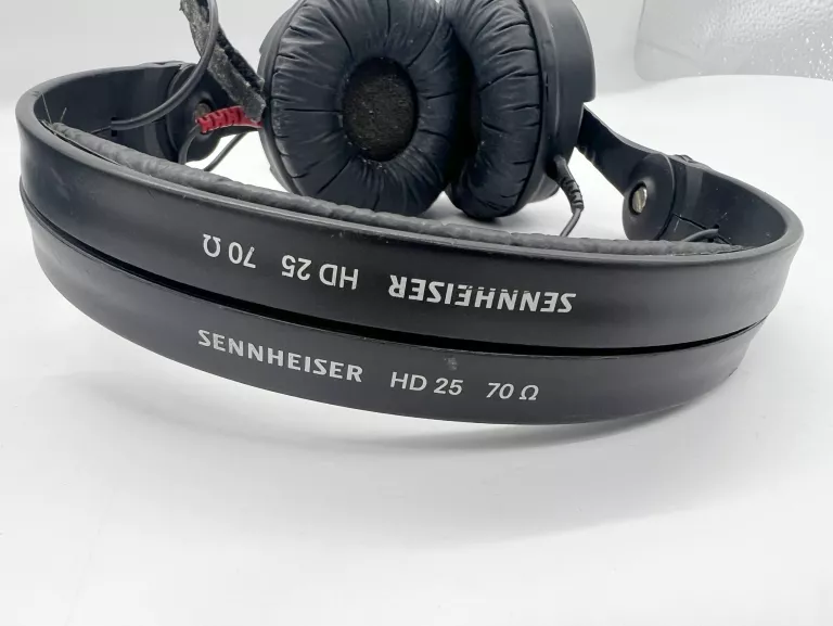 SŁUCHAWKI SENNHEISER HD 25 + POKROWIEC