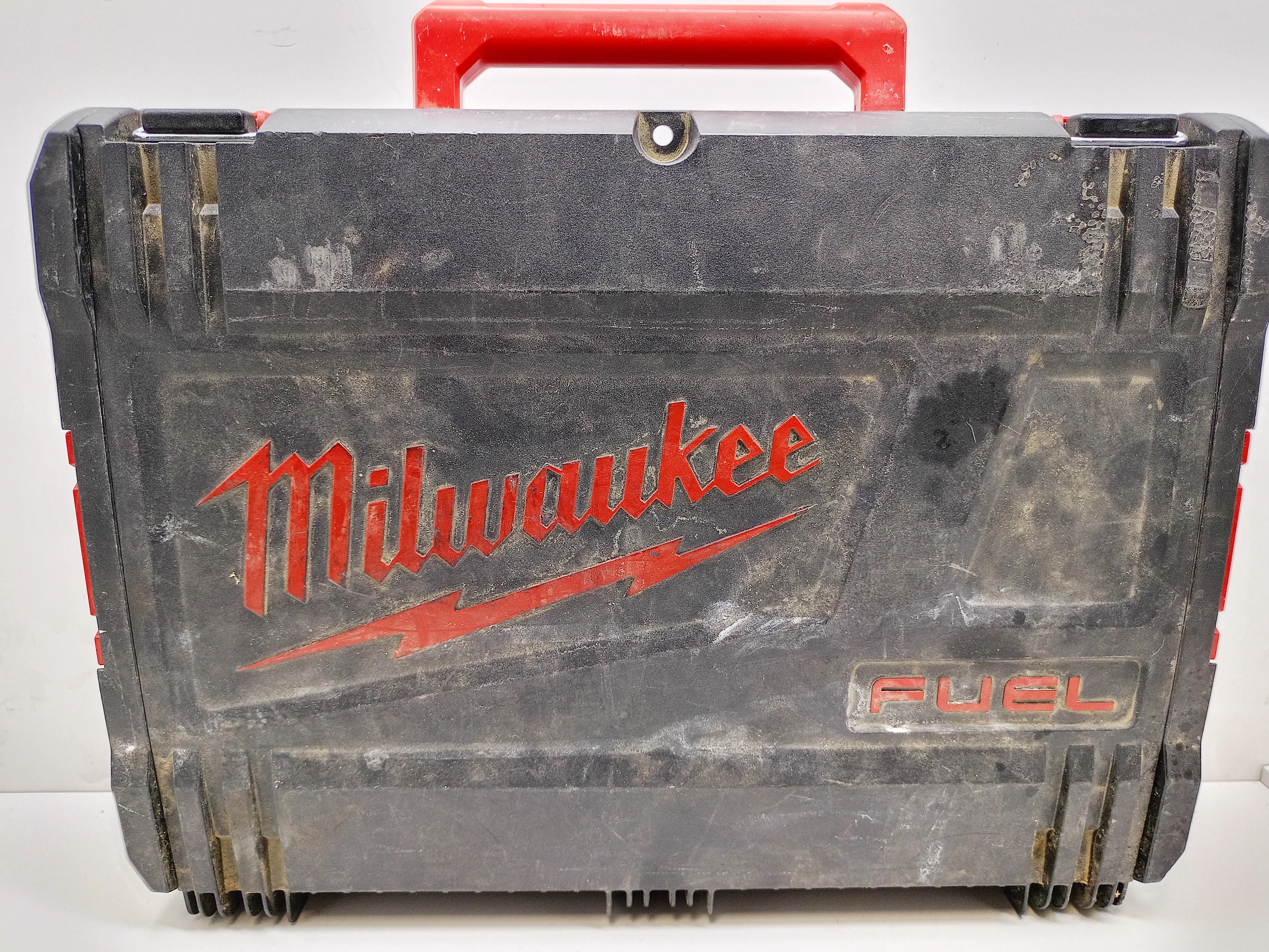 klucz-udarowy-milwaukee-m18fmtiw2f12-maksymalny-moment-obrotowy-745