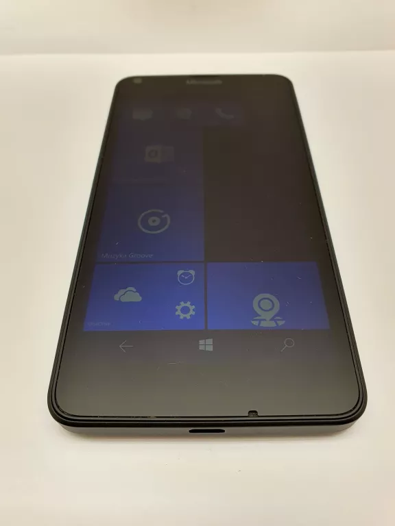 SMARTFON NOKIA LUMIA 640 LTE , EXTRA STAN!