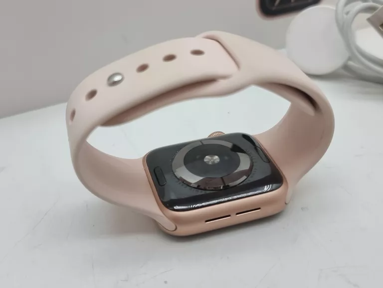 APPLE WATCH SERIES 5 RÓŻOWY KOMPLET