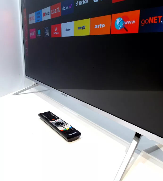 SMART TV 43 TELEFUNKEN DVB-T2/S2 4K HDR BEZRAMKOWY