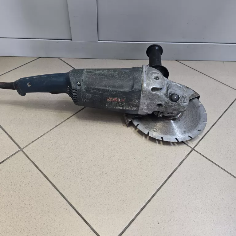 SZLIFIERKA DUŻA KĄTOWA BOSCH GWS 20-230J 2000W
