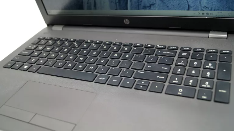 LAPTOP HP 3168NGW + ŁADOWARKA