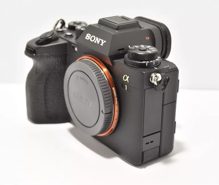 APARAT CYFROWY SONY ALPHA A (A1) BODY - PRZEBIEG 8000