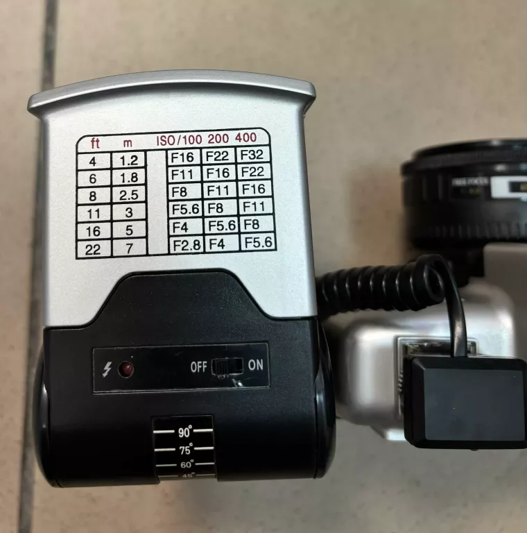 APARAT AUTOMATIC SELF TIMER + LAMPA