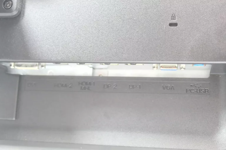 MONITOR MEDION AKOYA X57299 28" + KABEL ZAS