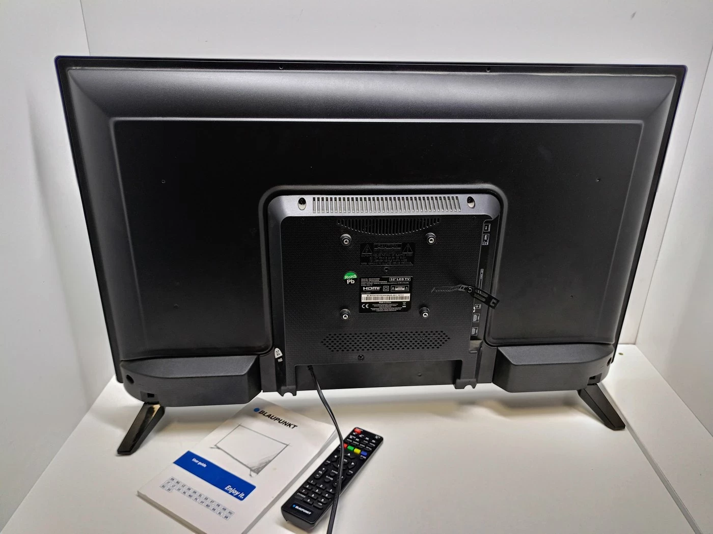 telewizor-blaupunkt-bn32h1032eeb-pilot-format-hd-129294-3