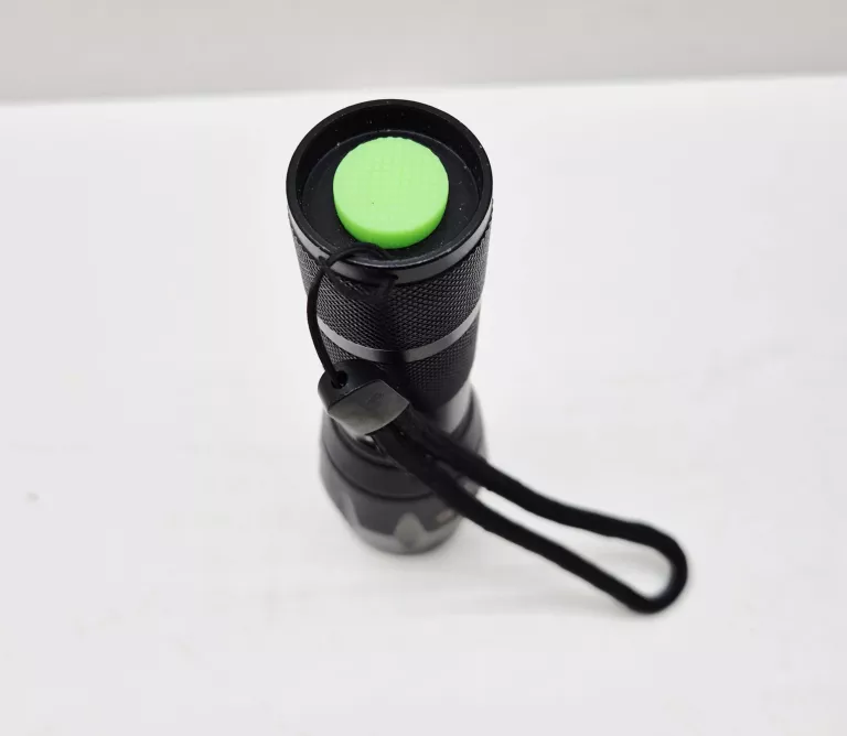 LATARKA TAKTYCZNA LED CREE ZOOM XML WODOODPORNA T6