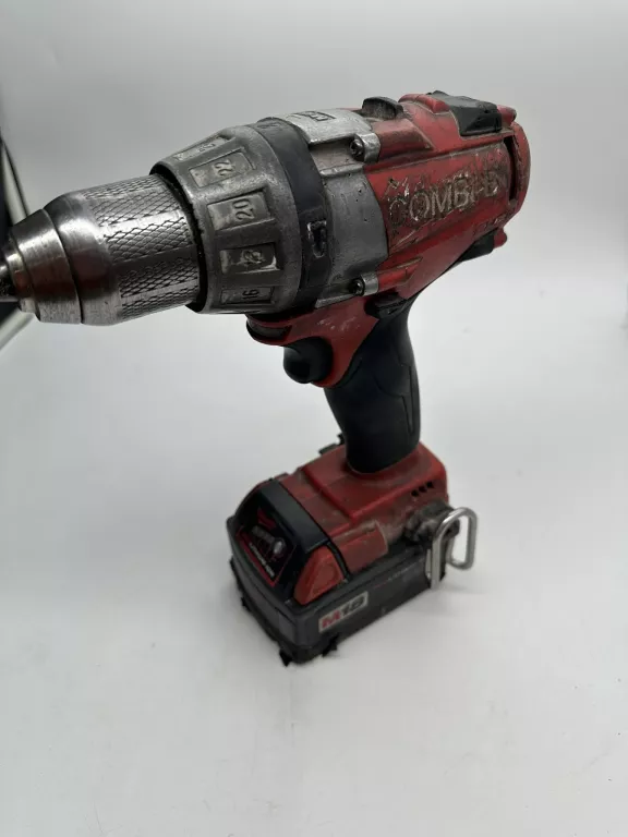 WKRETARKA MILWAUKEE M18 CDD + 3AH
