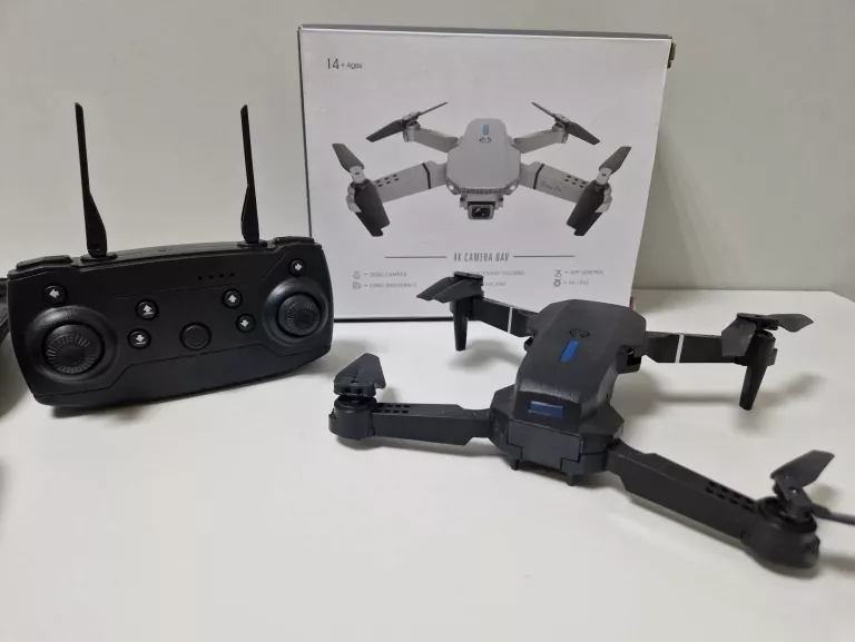 dron-foldable-drone-e88-kod-producenta-hm003-duokang