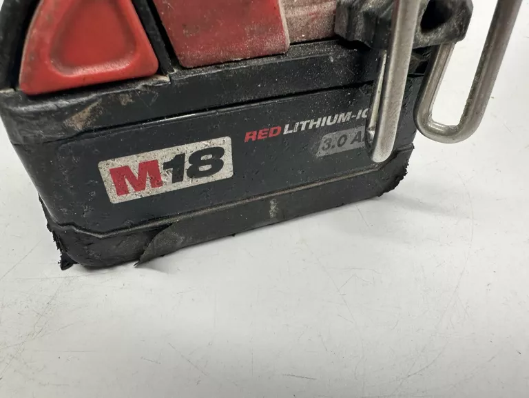 WKRETARKA MILWAUKEE M18 CDD + 3AH