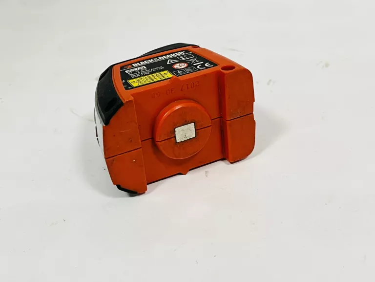 POZIOMICA LASEROWA BLACK&DECKER BDL120