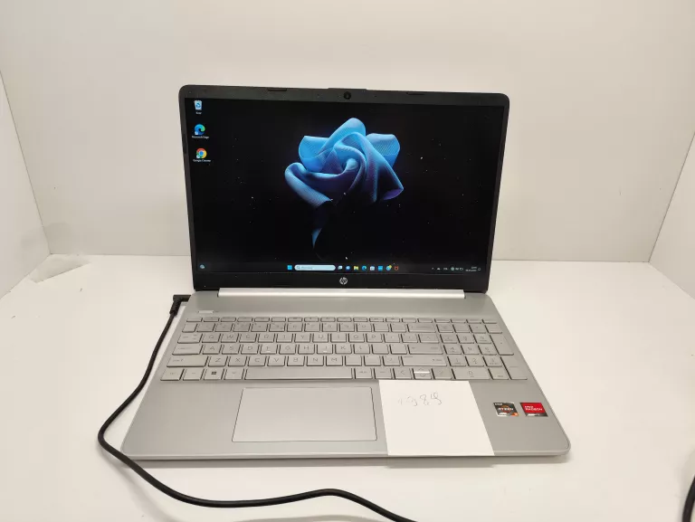 LAPTOP  HP 15S-EQ2XXX AMD RYZEN 3 8/500GB+ ZASILACZ