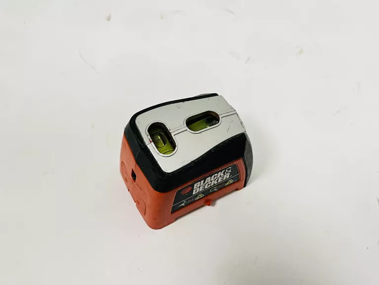 POZIOMICA LASEROWA BLACK&DECKER BDL120