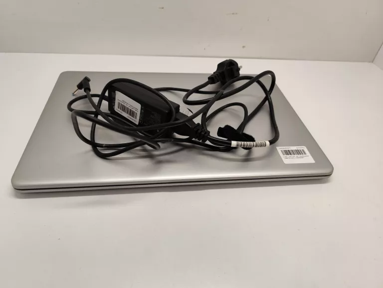 LAPTOP  HP 15S-EQ2XXX AMD RYZEN 3 8/500GB+ ZASILACZ