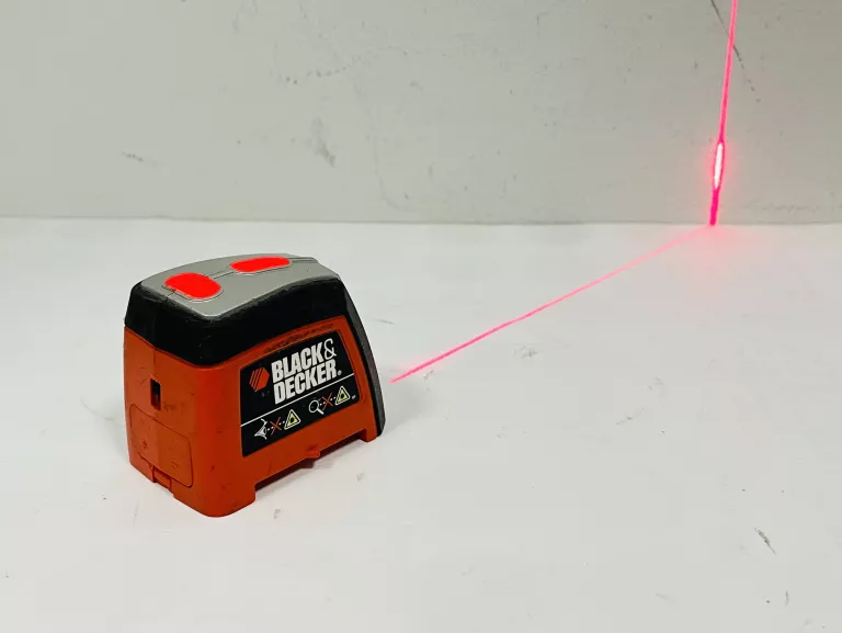 POZIOMICA LASEROWA BLACK&DECKER BDL120