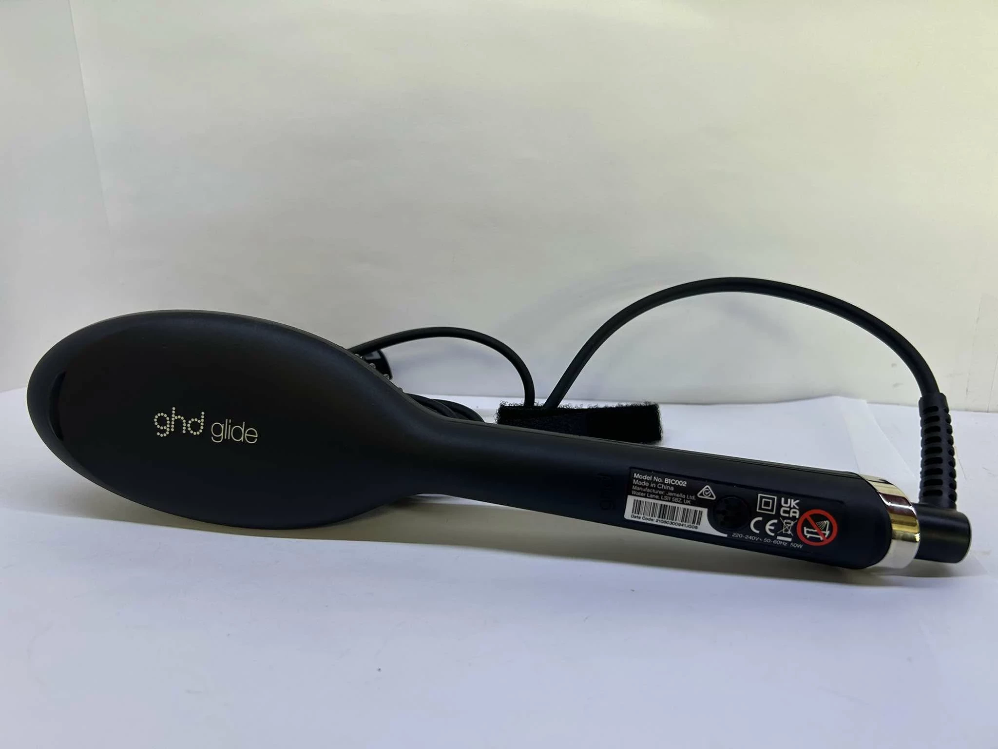 szczotka-prostujaca-ghd-glide-hot-brush-model-glide-b1c002