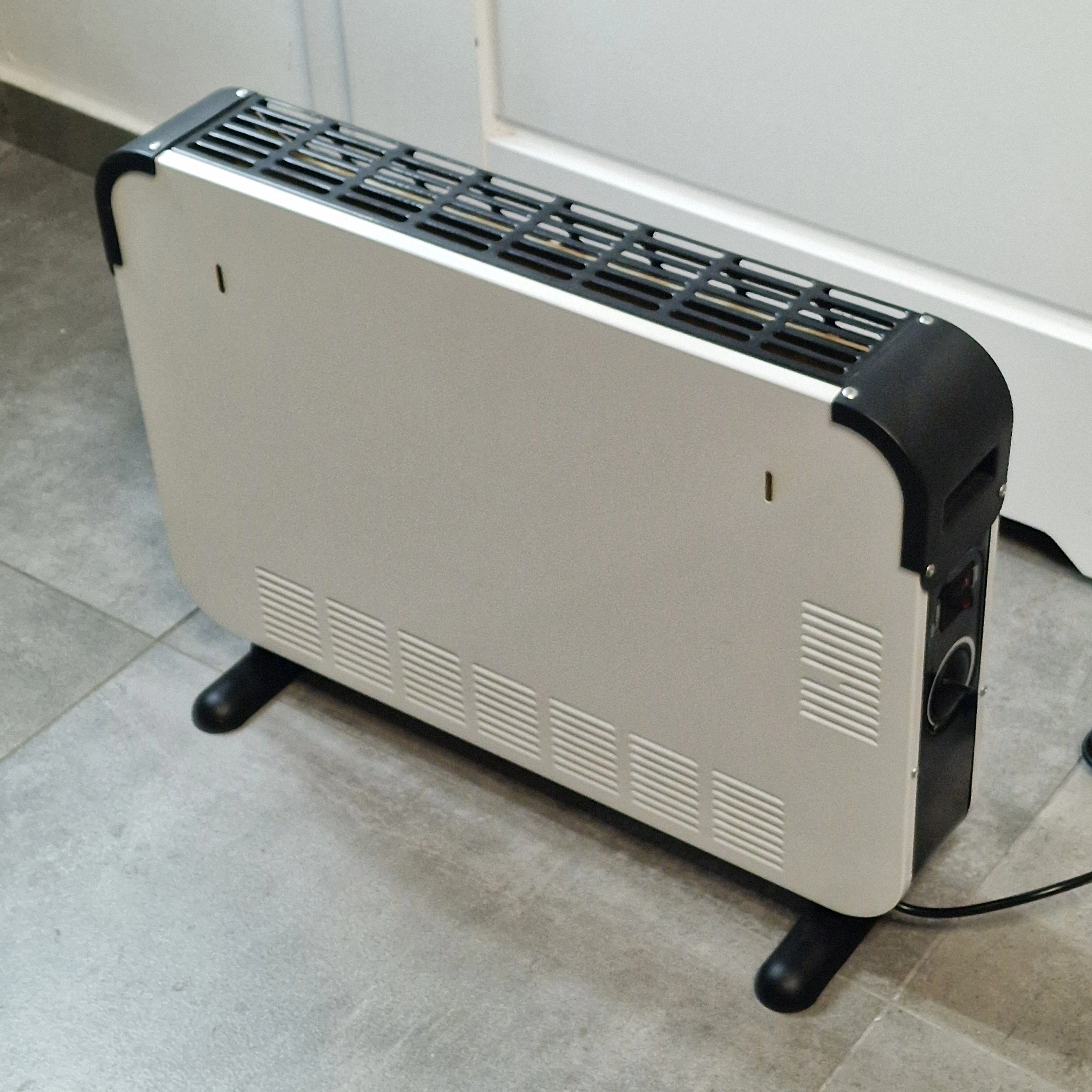 blaupunkt-hco301-grzejnik-konwektorowy-2000w-bialy-stan-11323-2