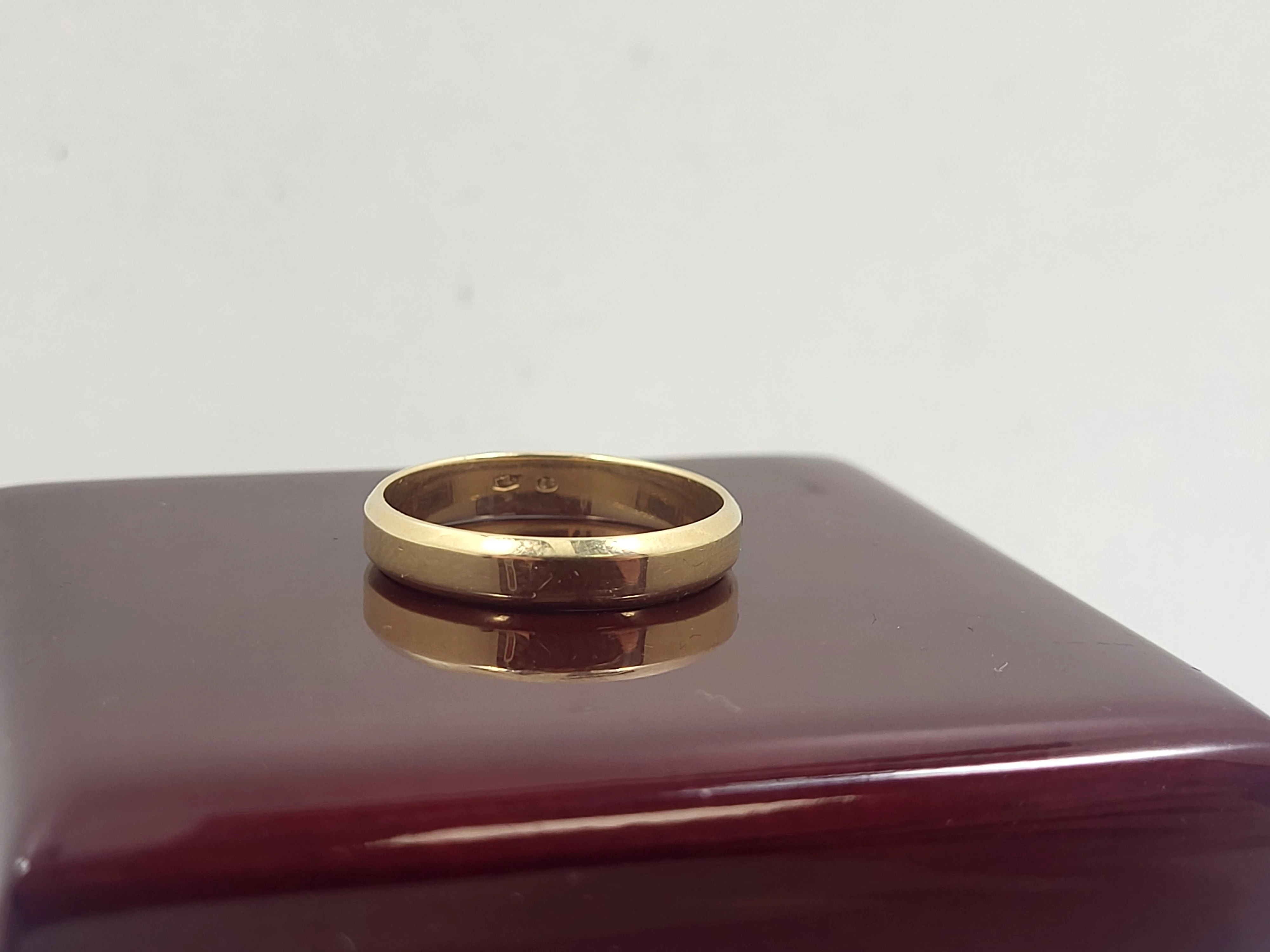 ciekawa-zlota-obraczka-585-14k-286g-r16-4mm-rozmiarsrednica-wew-mm-372-16