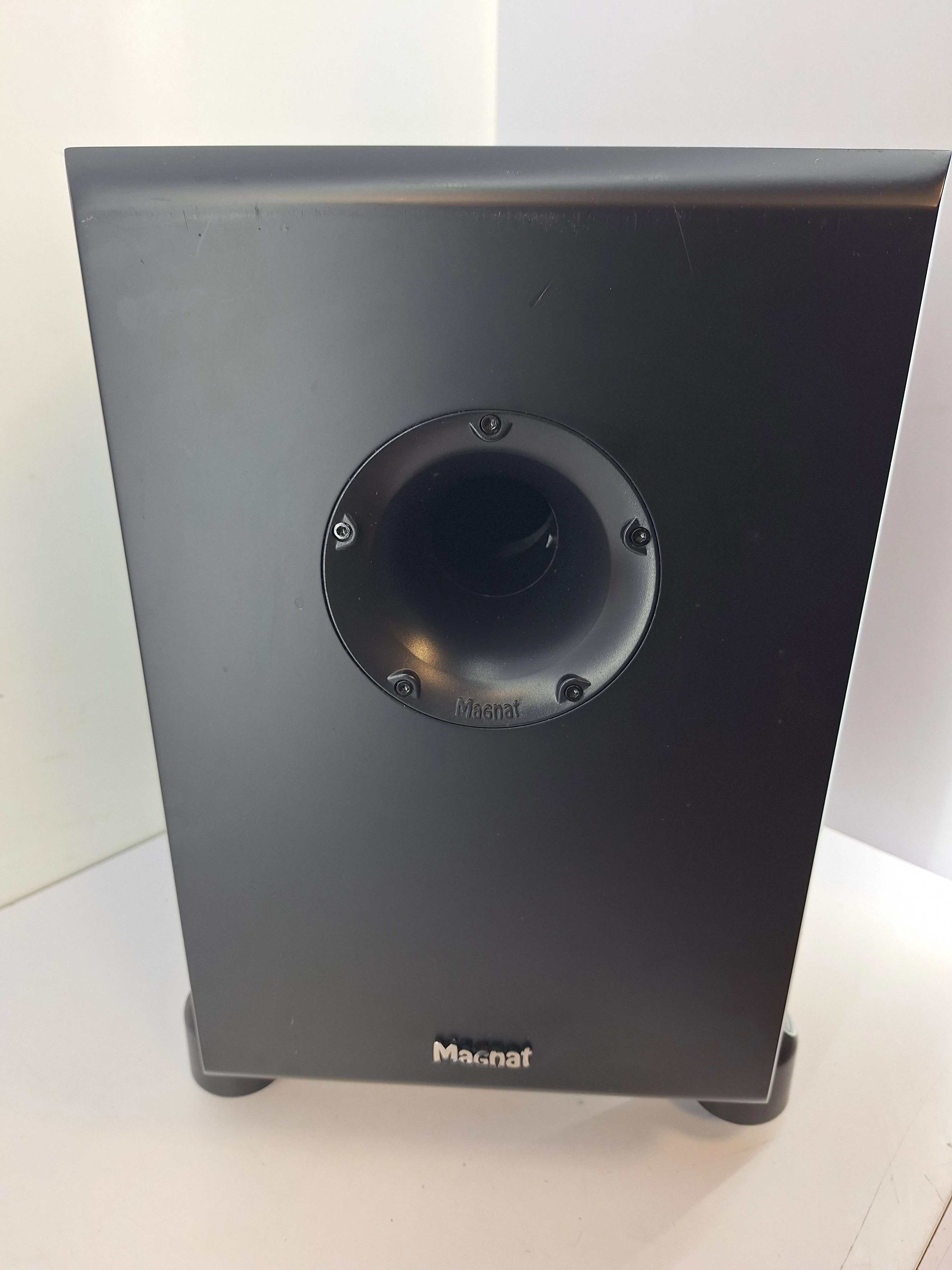 subwoofer-magnat-betasub-20a-mickiewicza-12f-sj-morag