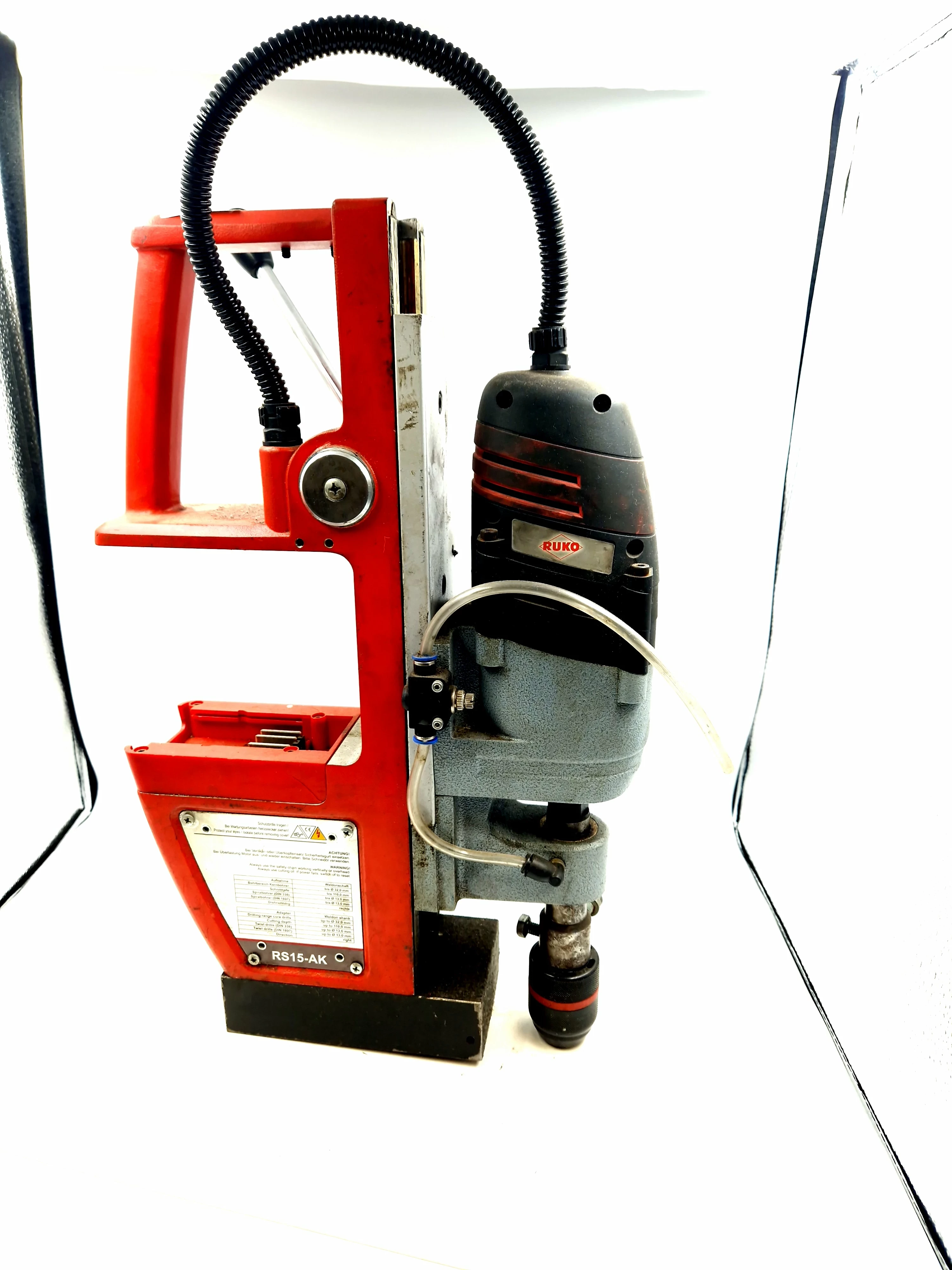 wiertarka-magnetyczna-akumulatorowa-37v-1500w-10kn-36mm-ruko-rs15-ak-ratuszowa-5-szamotuly