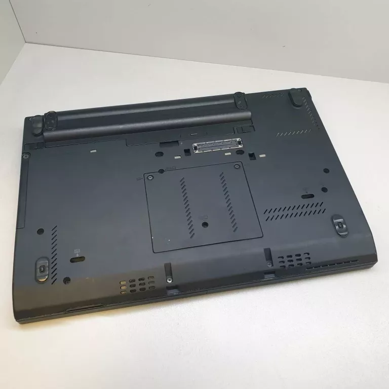 LAPTOP LENOVO THINKPAD X230 INTEL CORE I5 16 GB RAM WIN 10 PRO