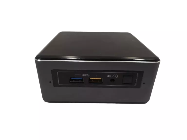 MINI PC INTEL NUC8BEH I3 8GB RAM 233 GB SSD