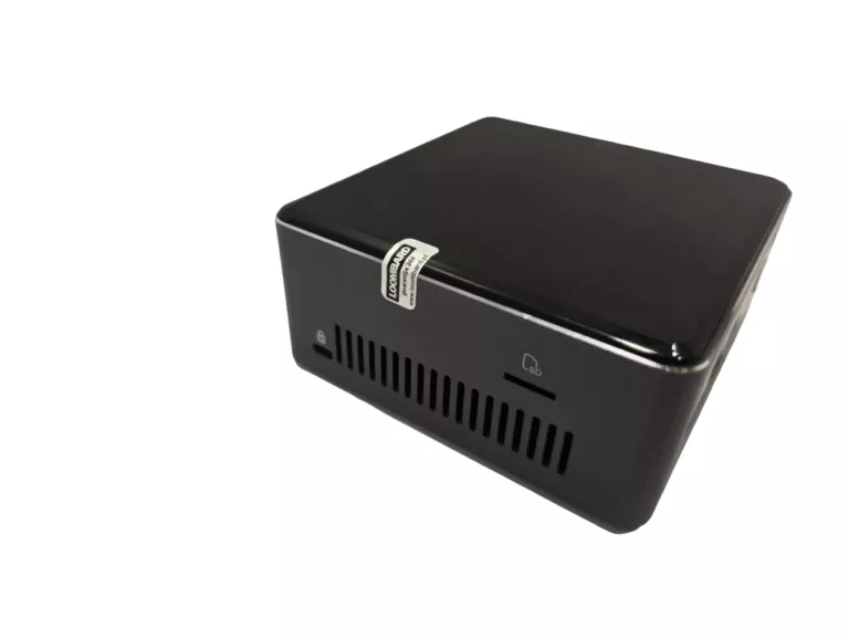 MINI PC INTEL NUC8BEH I3 8GB RAM 233 GB SSD