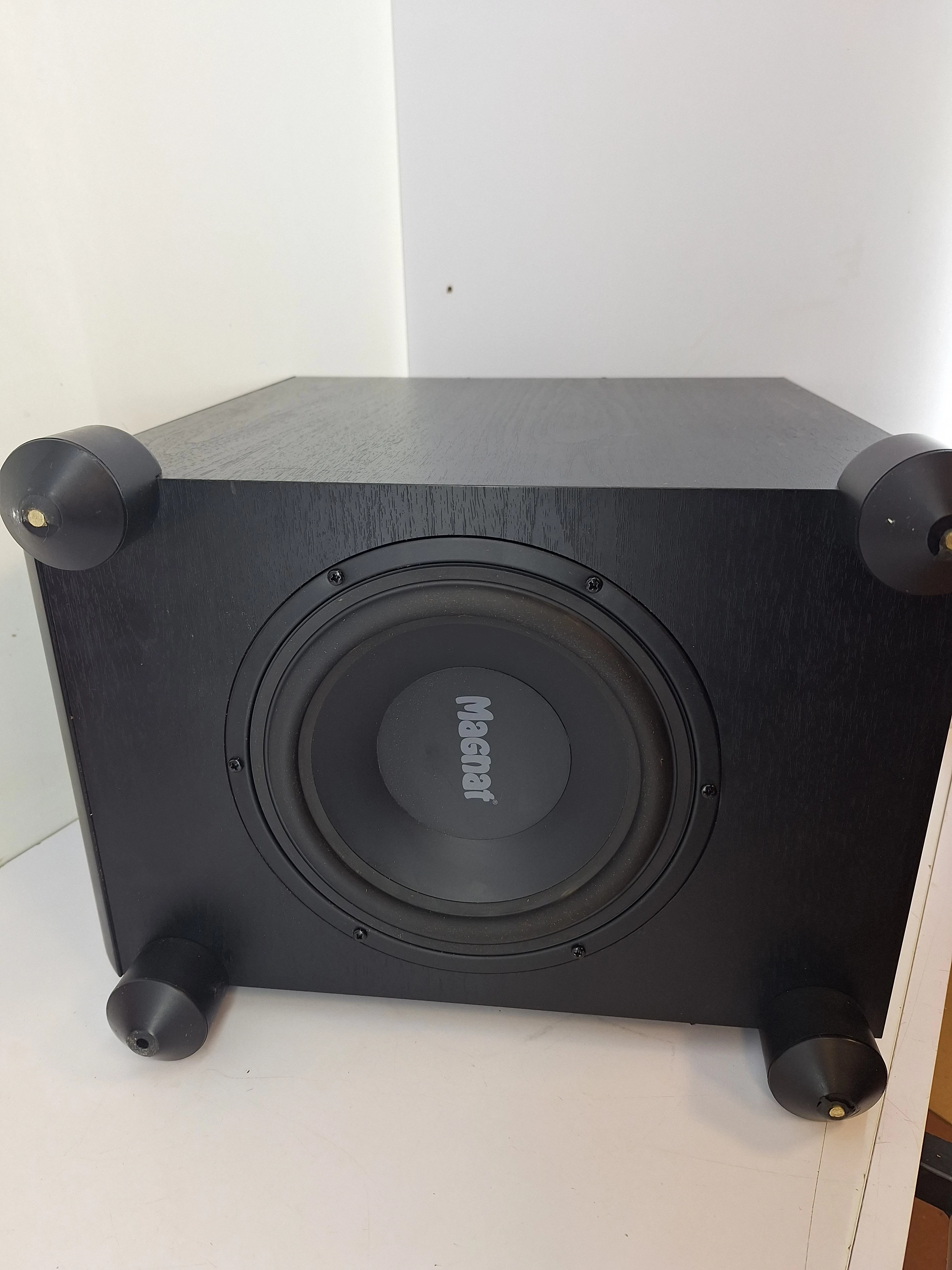 subwoofer-magnat-betasub-20a-kolor-208102-235246