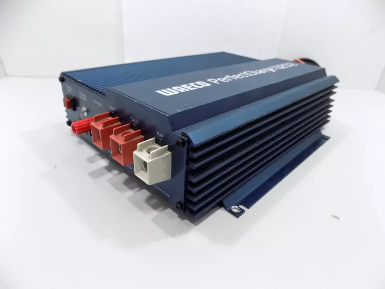 AUTOMATYCZNA ŁADOWARKA WAECO PERFECTCHARGE IU2512 25A PROSTOWNIK