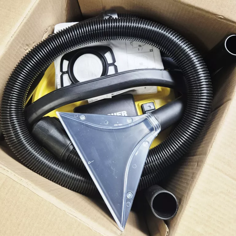 ODKURZACZ KARCHER SE 4001 SPECIAL 1.081-136.0